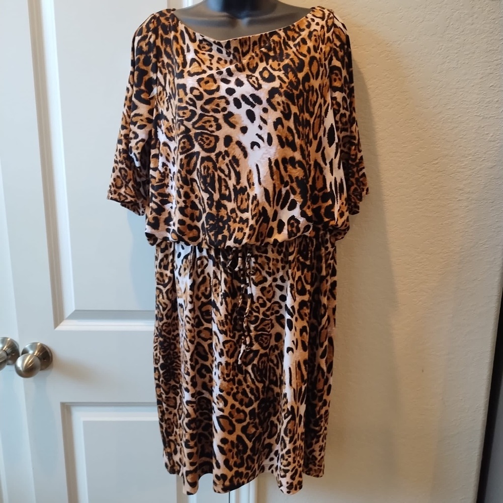 Shelby & Palmer Animal Print Dress Size 16.